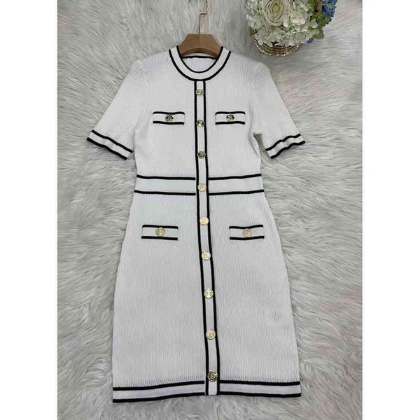 women's knits tees french elegant fashion slim temperament a-line skirt round neck short sleeve gold button celebrity xiaoxiangfen knit, White
women's knits tees french elegant fashion slim temperament a-line skirt round neck short sleeve gold button celebrity xiaoxiangfen knit, White