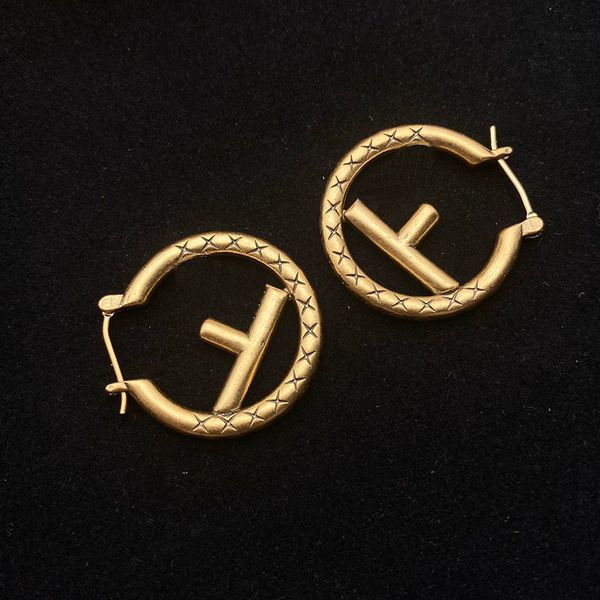 luxurys designer women's fashion earrings hoop explosive gold earring ring pendant style atmosphere european and american classic beaut, Golden;silver
luxurys designer women's fashion earrings hoop explosive gold earring ring pendant style atmosphere european and american classic beaut, Golden;silver