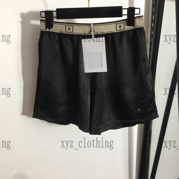 brand womens shorts 2022ss summer short pants small fragrant letters webbing elastic waist casual all-match shorts, White;black
brand womens shorts 2022ss summer short pants small fragrant letters webbing elastic waist casual all-match shorts, White;black