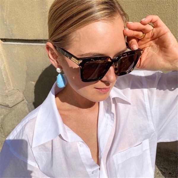 sunglasses net red same women's large frame concave shape uv proof men's, White;black
sunglasses net red same women's large frame concave shape uv proof men's, White;black
