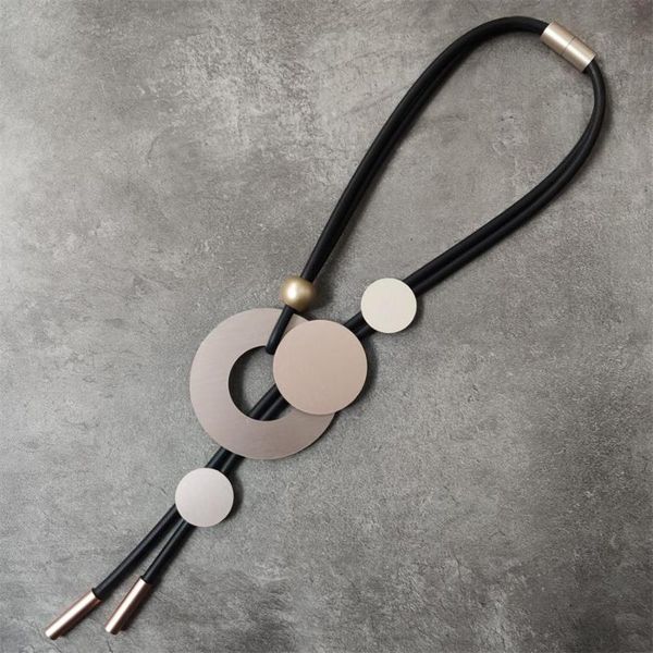 choker golden women accessories fashion black rubber rope pendants casual long necklaces star statement jewelry for winter, Golden;silver
choker golden women accessories fashion black rubber rope pendants casual long necklaces star statement jewelry for winter, Golden;silver