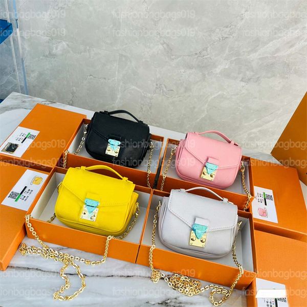 micro metis chain shoulder bag designer womens métis mini handbag iconic s-lock clasp crossbody flap monograms empreinte embossed leather po
micro metis chain shoulder bag designer womens métis mini handbag iconic s-lock clasp crossbody flap monograms empreinte embossed leather po