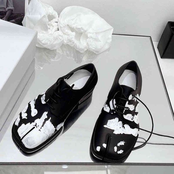 dress shoes new spring genuine leather women shoes split toe design ladies casual fashion all-match graffiti shoe, Black
dress shoes new spring genuine leather women shoes split toe design ladies casual fashion all-match graffiti shoe, Black