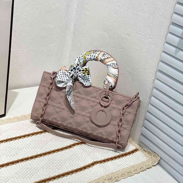 leather rhombic lattice chain bag women's 2022 summer fashion underarm cross pattern letter shoulder messenger bags woman purse and han
leather rhombic lattice chain bag women's 2022 summer fashion underarm cross pattern letter shoulder messenger bags woman purse and han