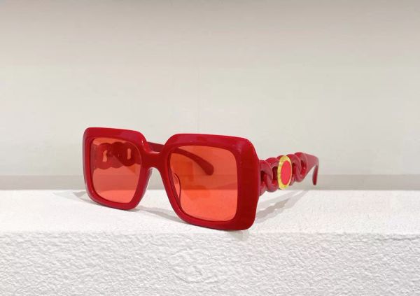 luxury designer sunglasses for women womens mens sunglasses for men sun glasses man fashion style protects eyes uv400 lens come with case, White;black
luxury designer sunglasses for women womens mens sunglasses for men sun glasses man fashion style protects eyes uv400 lens come with case, White;black