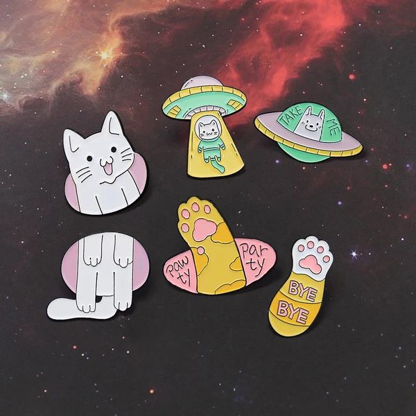 cartoon white cat enamel pin animal kitten space crossing brooches shirt collar badge lapel jewelry for friend wholesale, Blue
cartoon white cat enamel pin animal kitten space crossing brooches shirt collar badge lapel jewelry for friend wholesale, Blue