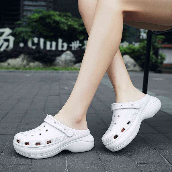 sandals hole shoes women non slip outer wear platform slippers 2022 new fashion beach sandals summer high heels 220412, Black
sandals hole shoes women non slip outer wear platform slippers 2022 new fashion beach sandals summer high heels 220412, Black
