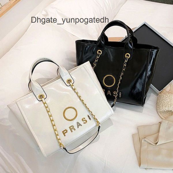 classic women's luxury handbags evening bags ch designer metal letter badge tote bag small mini body leather beach handbag large female
classic women's luxury handbags evening bags ch designer metal letter badge tote bag small mini body leather beach handbag large female