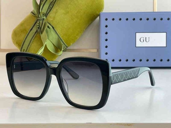 2022 fashion brand sunglasses for men and women with factory direct sales glasses color vision eyewear, White;black
2022 fashion brand sunglasses for men and women with factory direct sales glasses color vision eyewear, White;black