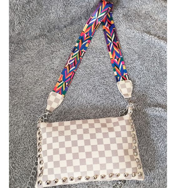 women luxurys designers bags leather men purse key card wallet handbag messenger crossbody shoulder bag totes backpack anly654
women luxurys designers bags leather men purse key card wallet handbag messenger crossbody shoulder bag totes backpack anly654