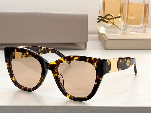 sunglasses women and men summer berlin style anti-ultraviolet retro plate plank frame fashion eyeglasses random box, White;black
sunglasses women and men summer berlin style anti-ultraviolet retro plate plank frame fashion eyeglasses random box, White;black
