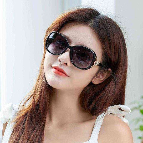 2022 fashion sunglasses men's leisure hd outdoor sun visor drive women's sunglasses dae2, White;black
2022 fashion sunglasses men's leisure hd outdoor sun visor drive women's sunglasses dae2, White;black