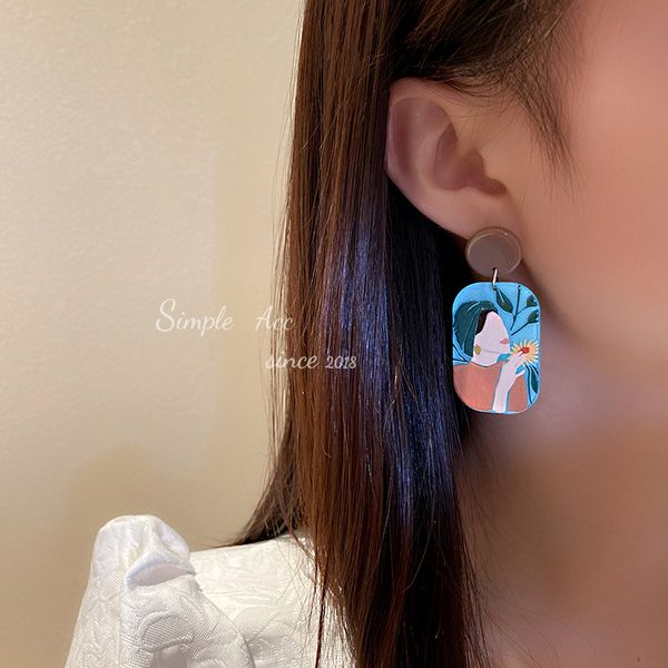 925 silver needle european and american fashion new style personality fashion creative portrait earrings eardrops online influencer refined, Golden
925 silver needle european and american fashion new style personality fashion creative portrait earrings eardrops online influencer refined, Golden
