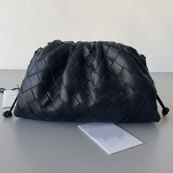 luxury designer shouldr crossbody bag fashion cowhide pouch bag women clutch bag genuine leather weave cross body bags for woman
luxury designer shouldr crossbody bag fashion cowhide pouch bag women clutch bag genuine leather weave cross body bags for woman