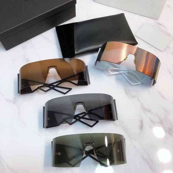 2022 latest fashion designer factory online export sunglasses new d family integrated women's uv personalized sunglass, White;black
2022 latest fashion designer factory online export sunglasses new d family integrated women's uv personalized sunglass, White;black