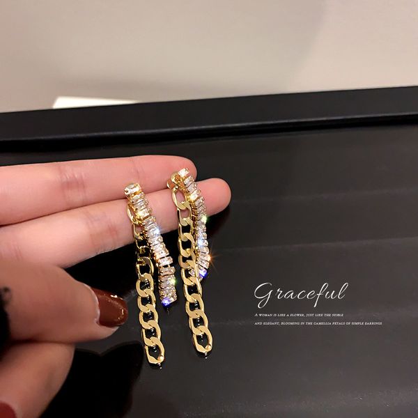 925 silver needle fashion geometry pattern earrings european and american metal zircon chain earrings trendy internet celebrity personalized, Golden
925 silver needle fashion geometry pattern earrings european and american metal zircon chain earrings trendy internet celebrity personalized, Golden