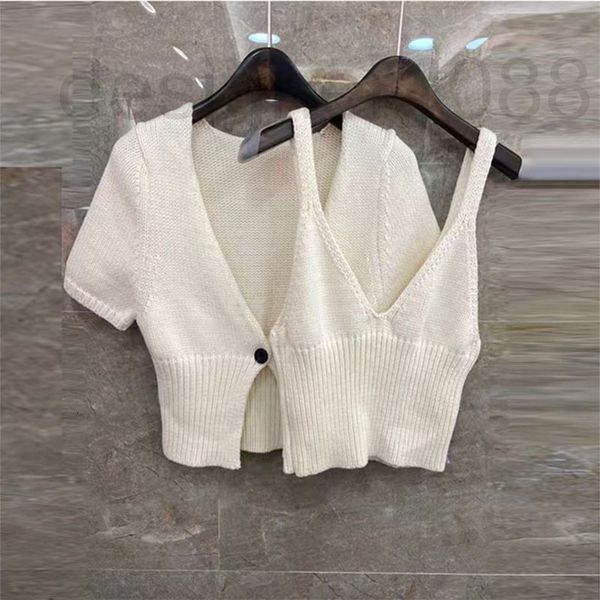 women's knits & tees designer 2022 spring / summer new european women's single breasted v-neck high waist cardigan vest short knit, White
women's knits & tees designer 2022 spring / summer new european women's single breasted v-neck high waist cardigan vest short knit, White