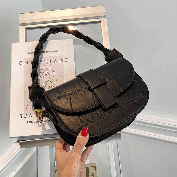 small pu leather saddle crossbody bags for women 2022 winter simple shoulder bag luxury trending branded handbags and purses y220527
small pu leather saddle crossbody bags for women 2022 winter simple shoulder bag luxury trending branded handbags and purses y220527