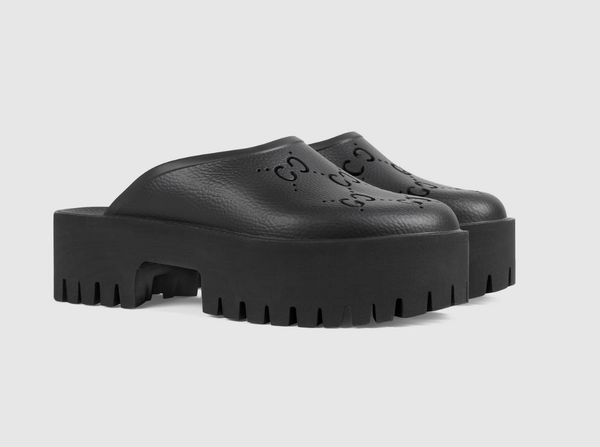 designer oversized casual shoes men and women slip-on sandals thick sole hollow mules black white perforated g rubber luxury designer beach
designer oversized casual shoes men and women slip-on sandals thick sole hollow mules black white perforated g rubber luxury designer beach