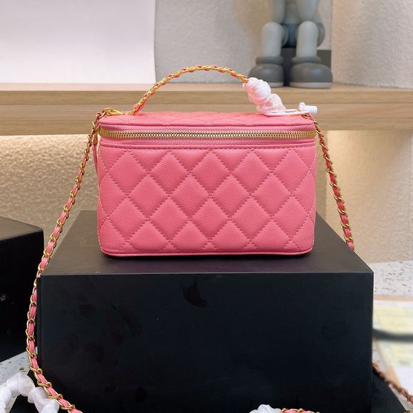 womens mirror makeup totes bag caviar wear resistant leather metal letter handle hardware chain shoulder bag crossbody designer luxury ladie
womens mirror makeup totes bag caviar wear resistant leather metal letter handle hardware chain shoulder bag crossbody designer luxury ladie