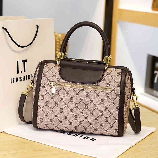 purses outlet bag 2022 versatile advanced boston pillow large capacity work shoulder bag female
purses outlet bag 2022 versatile advanced boston pillow large capacity work shoulder bag female