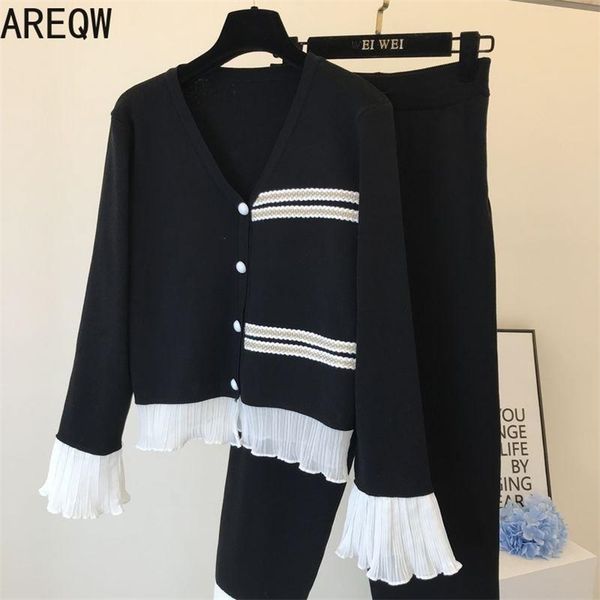 knitting suit women s autumn two piece set 2020 new korean style chiffon long sleeved upper garment high waist wide leg pants lj201117, White
knitting suit women s autumn two piece set 2020 new korean style chiffon long sleeved upper garment high waist wide leg pants lj201117, White