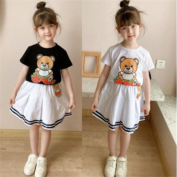 2022 summer new classic girls sets fashion children's clothing short sleeve cartoon bear t-shirt +skirts 2pcs suit designer women kids, White
2022 summer new classic girls sets fashion children's clothing short sleeve cartoon bear t-shirt +skirts 2pcs suit designer women kids, White