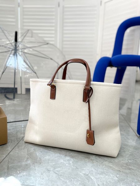 2022 latest style canvas beach bag classic versatile square design shopping bag very atmospheric
2022 latest style canvas beach bag classic versatile square design shopping bag very atmospheric