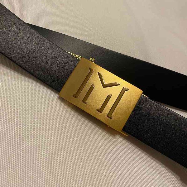 belts guangzhou makes the company's brand first layer cowhide men's and women's belt fashion f28o, Black;brown
belts guangzhou makes the company's brand first layer cowhide men's and women's belt fashion f28o, Black;brown