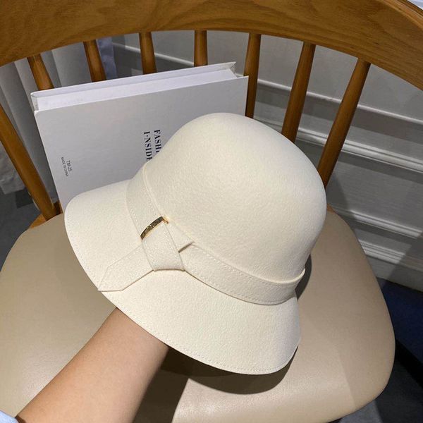 japanese simple art small edge fisherman hat lady autumn and winter leisure woollen basin hat holiday shading english felt 220325, Blue;gray
japanese simple art small edge fisherman hat lady autumn and winter leisure woollen basin hat holiday shading english felt 220325, Blue;gray