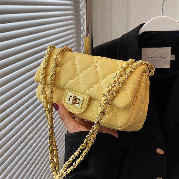 diamond lattice female bag luxury designer handbags for women's bag 2022 trend handbags women chain cross body bags side bags g220517
diamond lattice female bag luxury designer handbags for women's bag 2022 trend handbags women chain cross body bags side bags g220517
