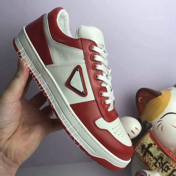 2022 men women low running shoes sneakers black white red mens walking outdoor sports trainers sneaker eur 35-45
2022 men women low running shoes sneakers black white red mens walking outdoor sports trainers sneaker eur 35-45