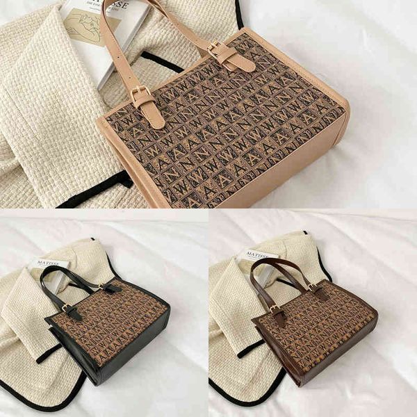 simple small new fashion women's handbag shoulder fashion trend ladies wild factory direct sale purses and handbags large crossbody bag
simple small new fashion women's handbag shoulder fashion trend ladies wild factory direct sale purses and handbags large crossbody bag