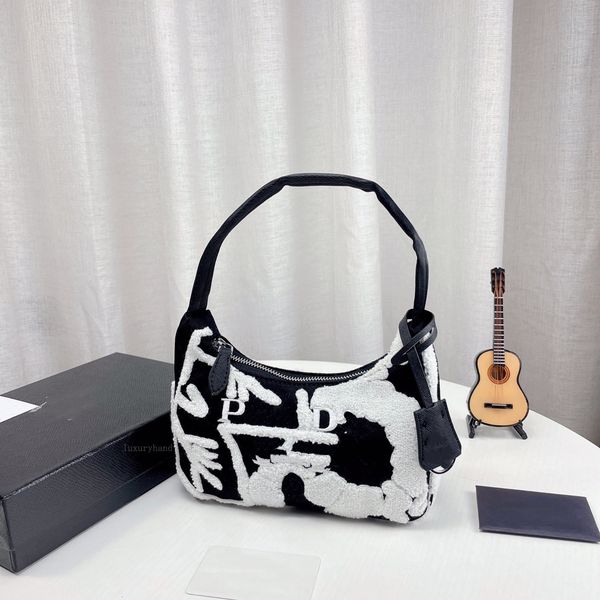 ly 2022 new embroidered hobo bag handbag shoulder bag women's designer shopping bags luxury messenger purse cross handbags sacoche k15
ly 2022 new embroidered hobo bag handbag shoulder bag women's designer shopping bags luxury messenger purse cross handbags sacoche k15