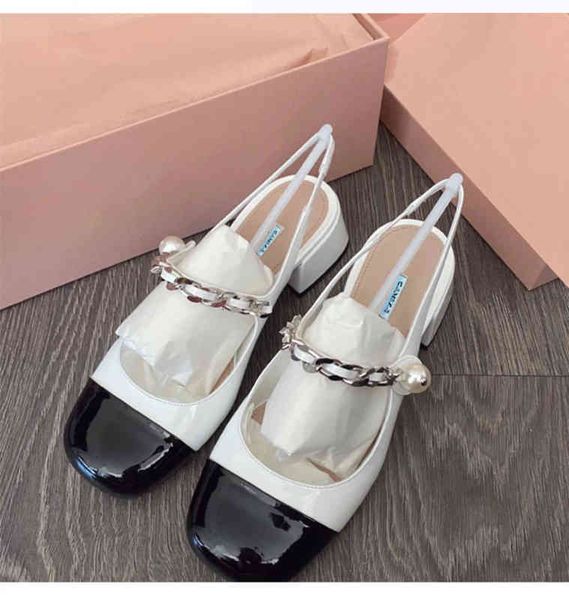 dress shoes designer luxury miu mary jane single shoes one-sided belt back empty sandals thick heel patent leather french women's, Black
dress shoes designer luxury miu mary jane single shoes one-sided belt back empty sandals thick heel patent leather french women's, Black