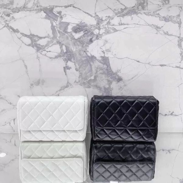 sw 26cm jumbo flap french designer bags white black aged genuine leather crossbody bag ruthenium-finish metal hardware oversized chain handb
sw 26cm jumbo flap french designer bags white black aged genuine leather crossbody bag ruthenium-finish metal hardware oversized chain handb
