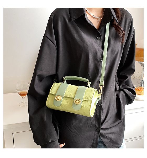 mini quilted flap square bag for women brand designer luxury crossbody bags female shoulder handbags thick chain
mini quilted flap square bag for women brand designer luxury crossbody bags female shoulder handbags thick chain