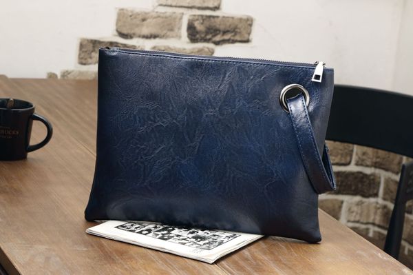 2022 cross-border shoulder bags new european and american retro clutch women's trendy fashion clutch bag korean version frosted handbag
2022 cross-border shoulder bags new european and american retro clutch women's trendy fashion clutch bag korean version frosted handbag
