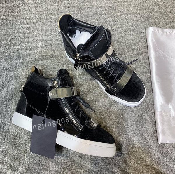 sock shoes high sneakers mens womens platform luxury designer sneaker beig black graffiti socks booties casual shoe
sock shoes high sneakers mens womens platform luxury designer sneaker beig black graffiti socks booties casual shoe