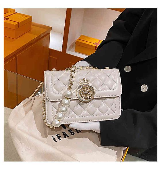 bag women's 2022 new small fragrance beaded diamond lattice chain single shoulder cross arm fashion versatile designer bags
bag women's 2022 new small fragrance beaded diamond lattice chain single shoulder cross arm fashion versatile designer bags