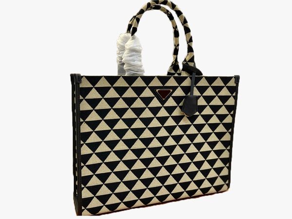 hh luxurys triangular pattern beach bag tote designers on the go fabric shopping messenger handbag women fashion shoulder bags classic cross
hh luxurys triangular pattern beach bag tote designers on the go fabric shopping messenger handbag women fashion shoulder bags classic cross