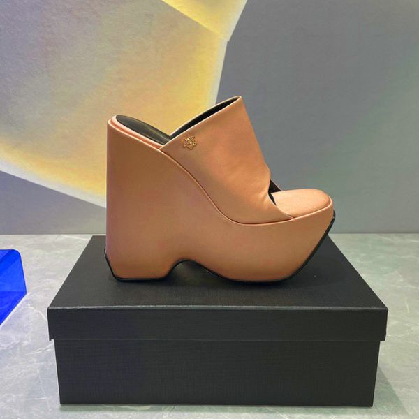 mauvelous medusa triplatform satin platform wedges slippers sandals mules high-chunky heels slip-on open toe women heeled luxury designers s, Black
mauvelous medusa triplatform satin platform wedges slippers sandals mules high-chunky heels slip-on open toe women heeled luxury designers s, Black