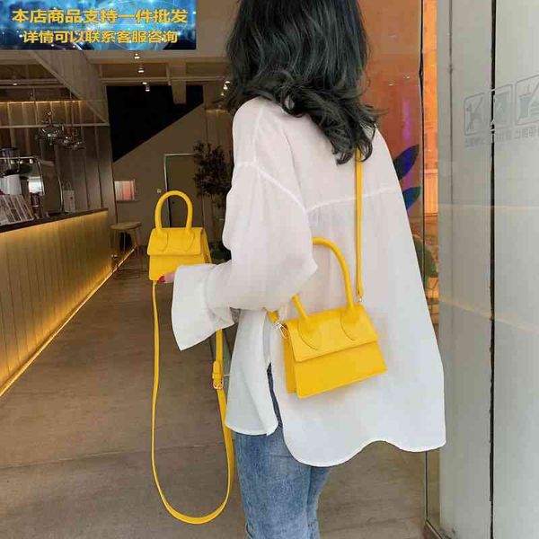 mini women's new bright popular girl's small satchel single shoulder portable simple portable
mini women's new bright popular girl's small satchel single shoulder portable simple portable