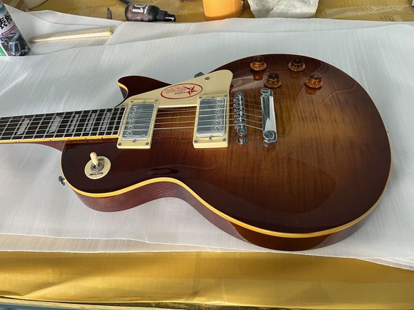 electric guitar electric guitar made of mahogany solid wood delivery
electric guitar electric guitar made of mahogany solid wood delivery