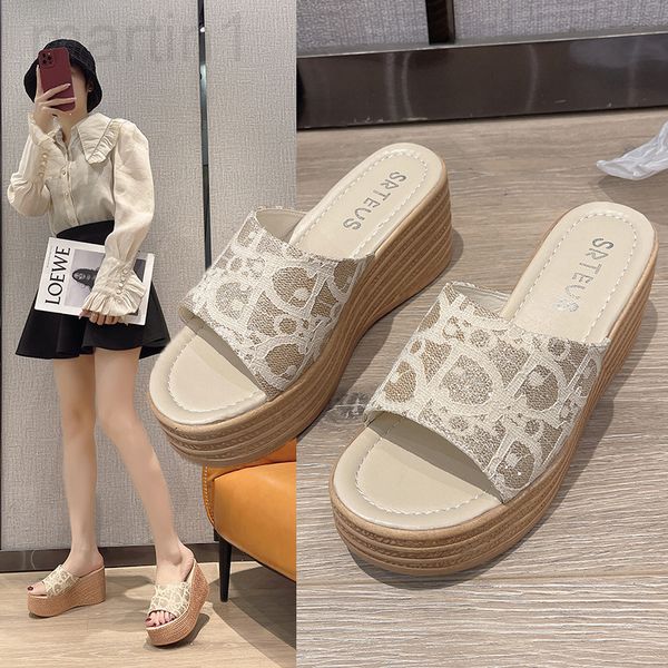 slippers designer high heel sandals women's 2022 summer new letter embroidered fish mouth waterproof platform slope thick bottom beach, Black
slippers designer high heel sandals women's 2022 summer new letter embroidered fish mouth waterproof platform slope thick bottom beach, Black