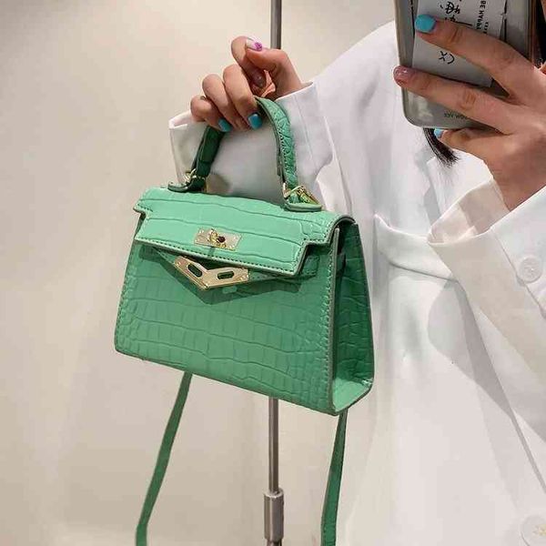 crocodile print solid color bag new fashion single shoulder oblique cross small square women's purse outlet
crocodile print solid color bag new fashion single shoulder oblique cross small square women's purse outlet