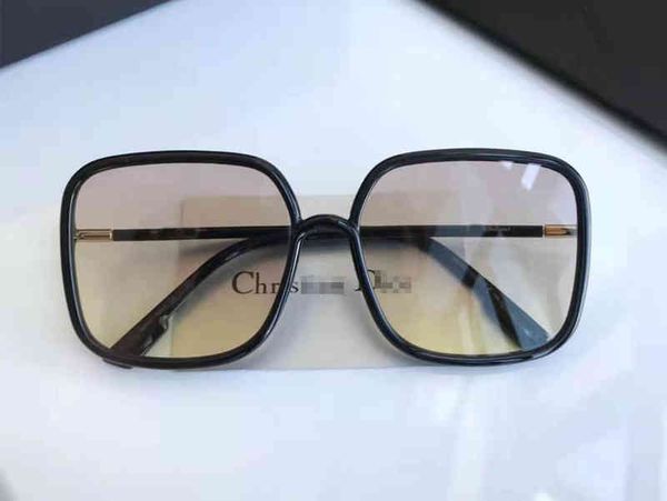 new d metal glasses red same style sotellaire1 factory outlet fashion men's women's sunglasses2022 trendy latest sunglasses, White;black
new d metal glasses red same style sotellaire1 factory outlet fashion men's women's sunglasses2022 trendy latest sunglasses, White;black