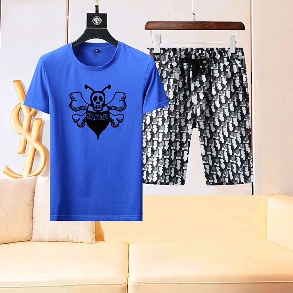 men's t-shirts 2022 tracksuit 2 pieces men sets male clothing sportswear set fitness summer print shorts t shirt mens casual suit, White;black
men's t-shirts 2022 tracksuit 2 pieces men sets male clothing sportswear set fitness summer print shorts t shirt mens casual suit, White;black