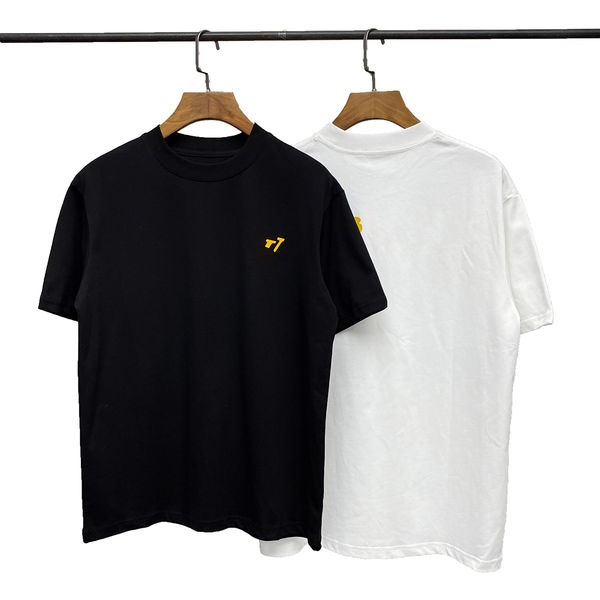 22ssfamous mens t shirt letter print round neck short sleeve black white fashion men women tees, White;black 
22ssfamous mens t shirt letter print round neck short sleeve black white fashion men women tees, White;black