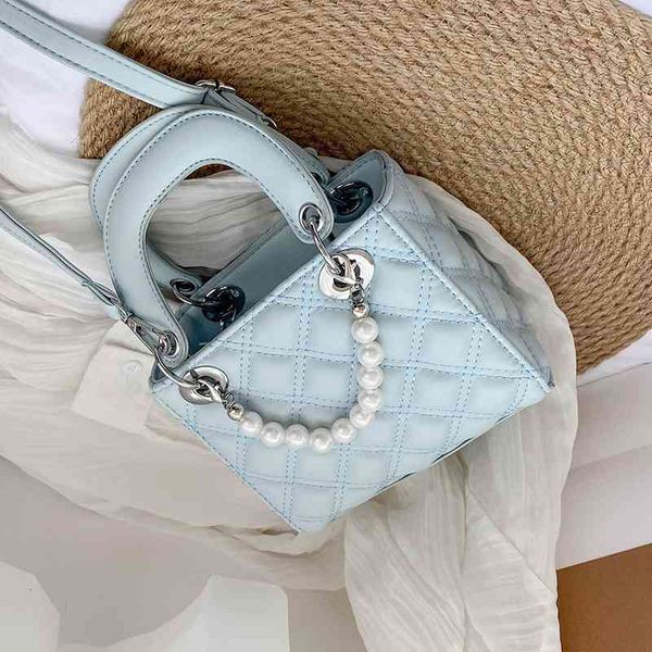 designer bags premium french niche 2022 new fashion lingge pearl handbag single shoulder messenger princess
designer bags premium french niche 2022 new fashion lingge pearl handbag single shoulder messenger princess